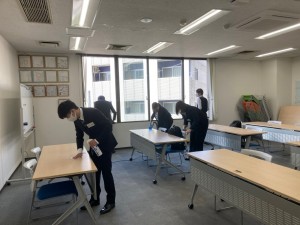 9CE4F929-4315-4855-96A3-195C48B1ABF5